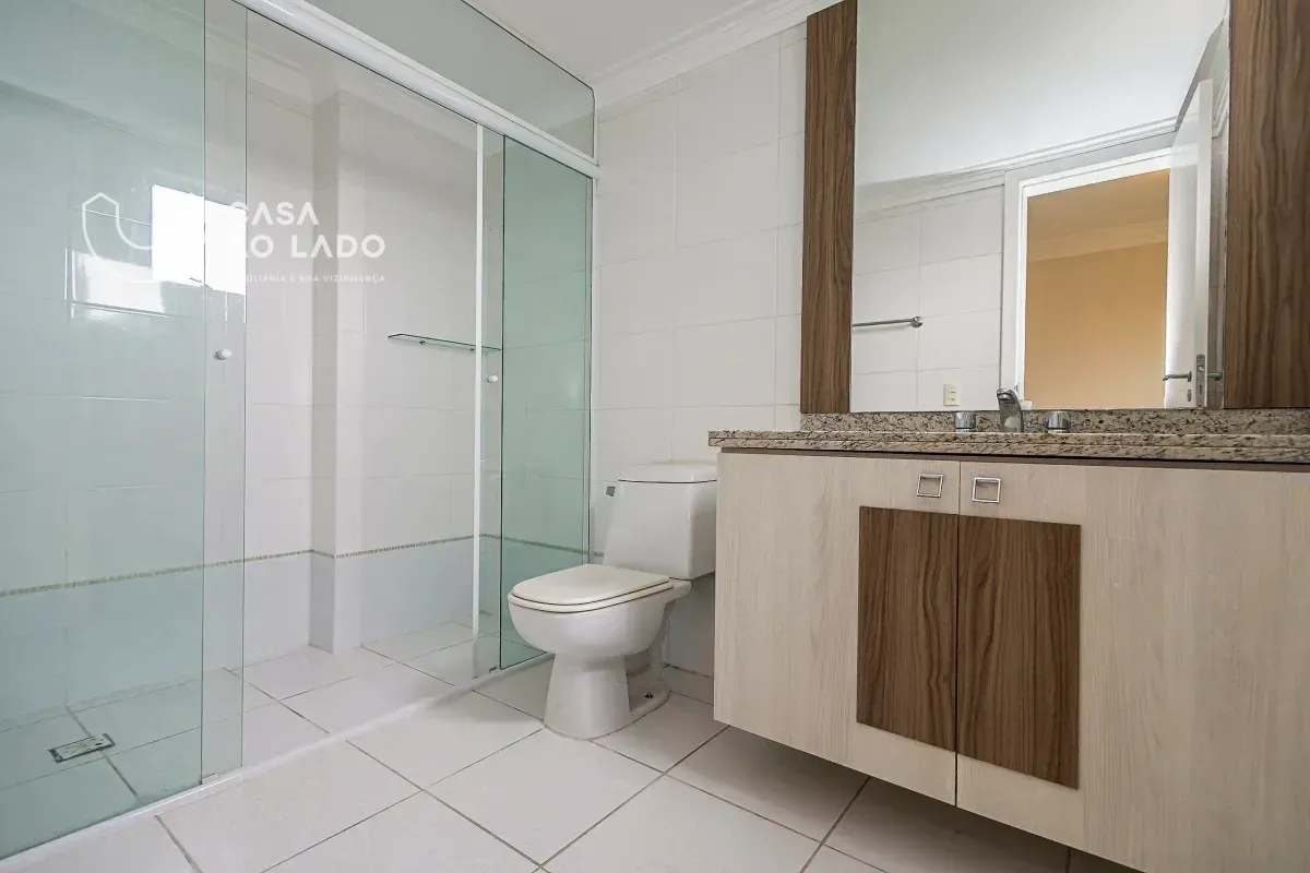Furnished apartment, 282 m², with a bathtub — photo 51