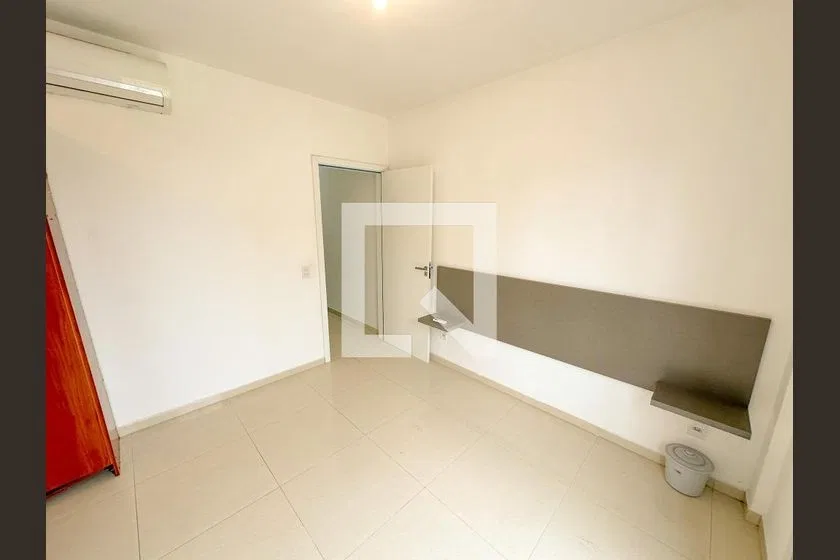 2-bedroom apartment with en-suite and 1 parking space — photo 16