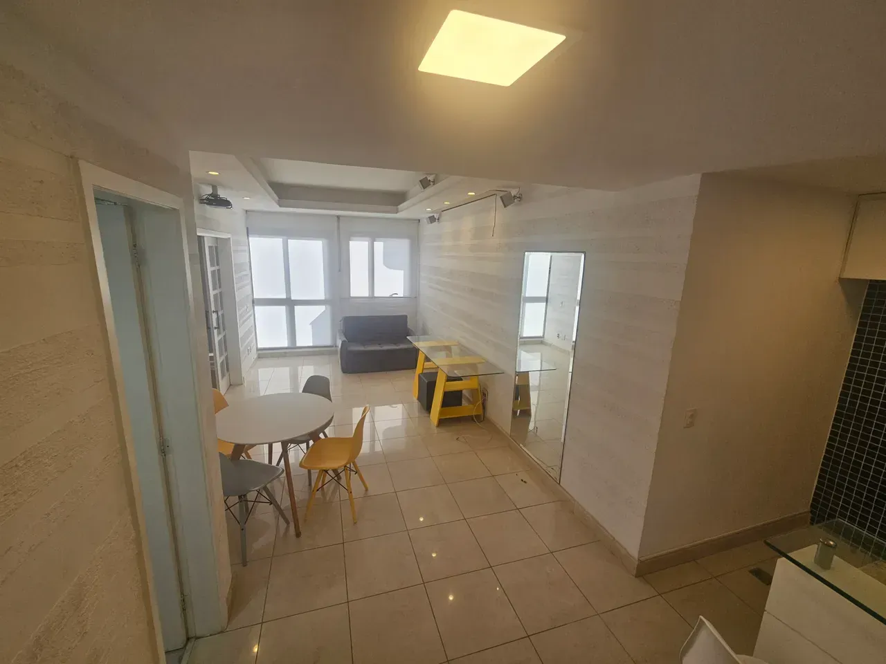 Furnished apartment with open-plan kitchen and 1 bedroom — photo 19