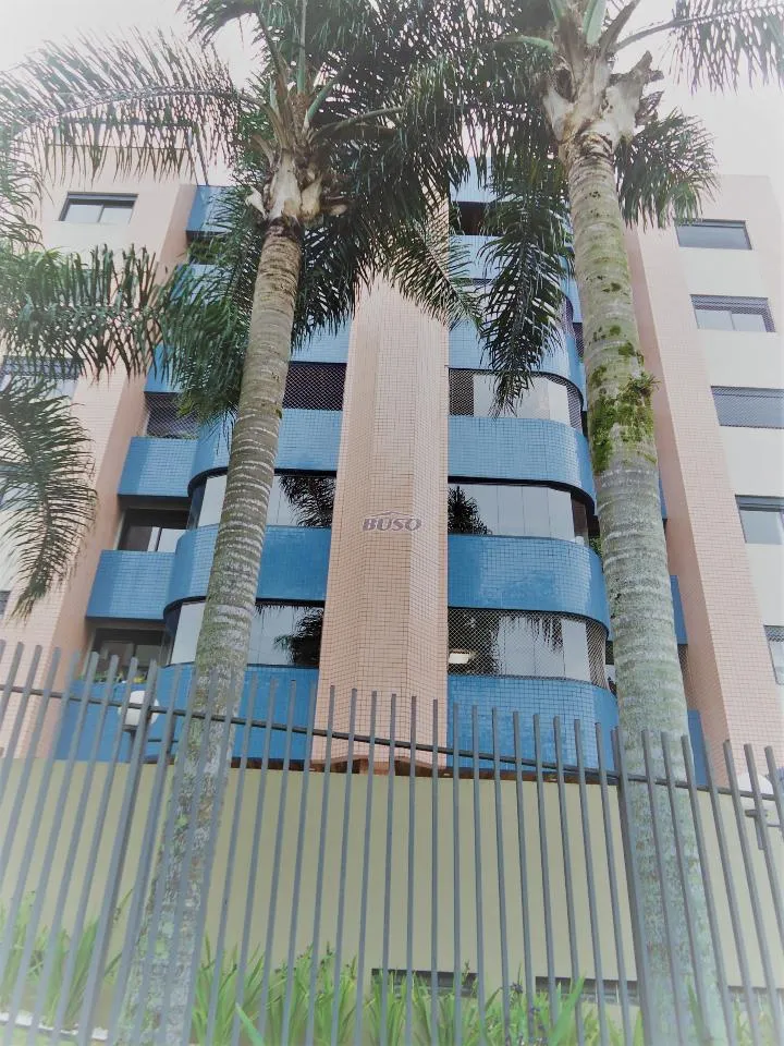2-bedroom apartment with a grill on the balcony — photo 31