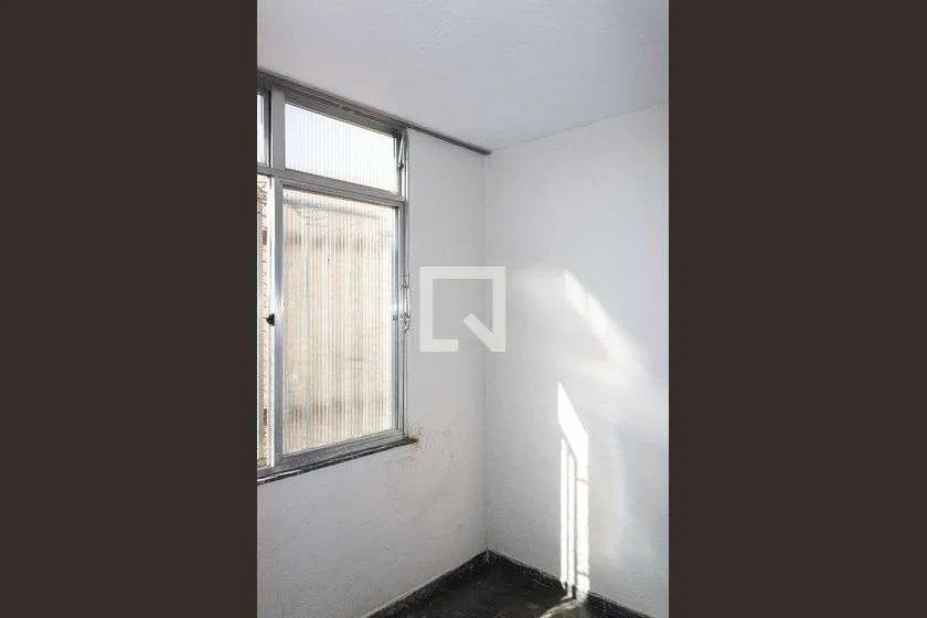 Apartamento de 2 quartos em condomínio com piscina — photo 26