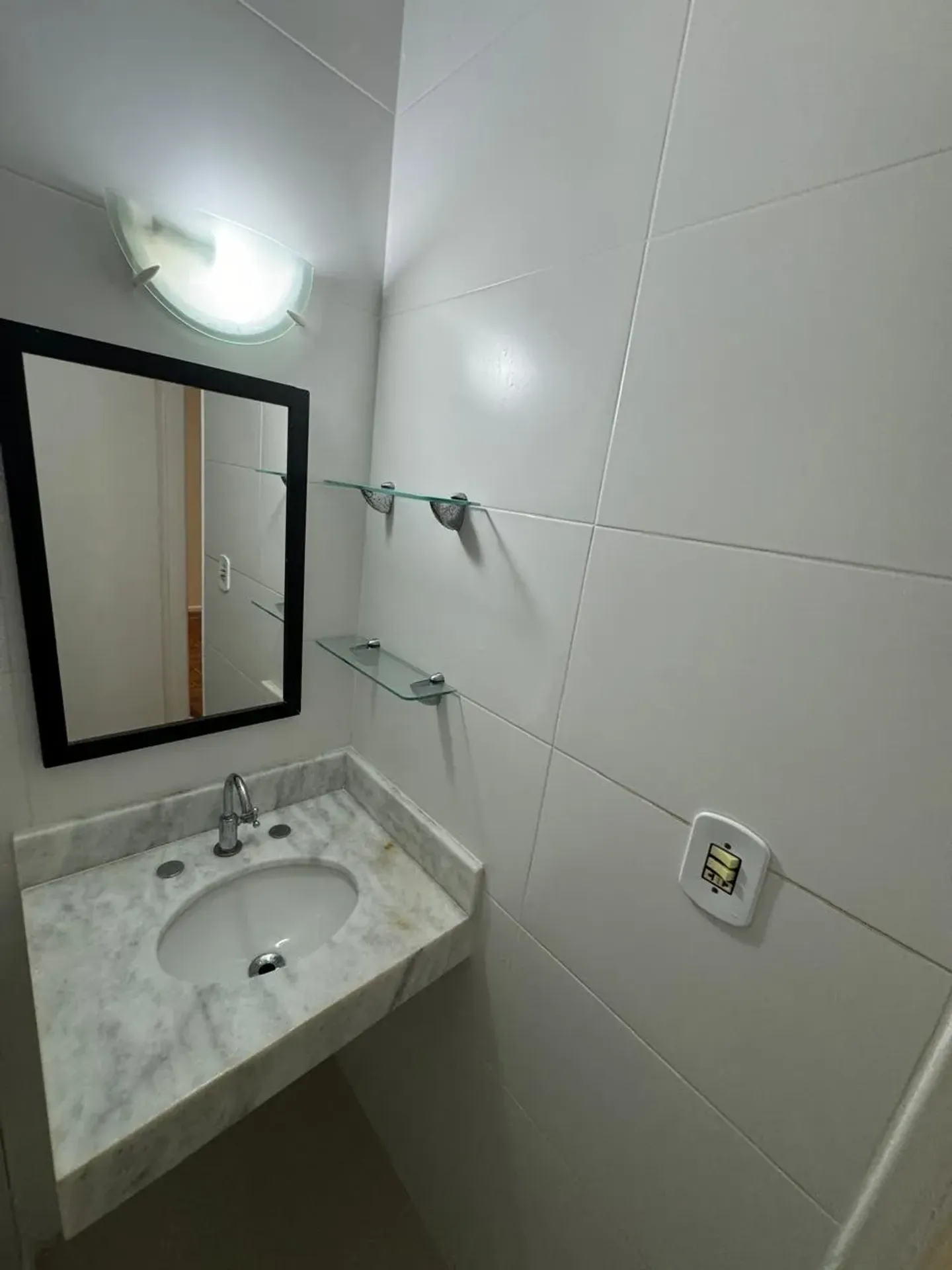 Apartment on the 5th floor with wood or laminate floors — photo 15