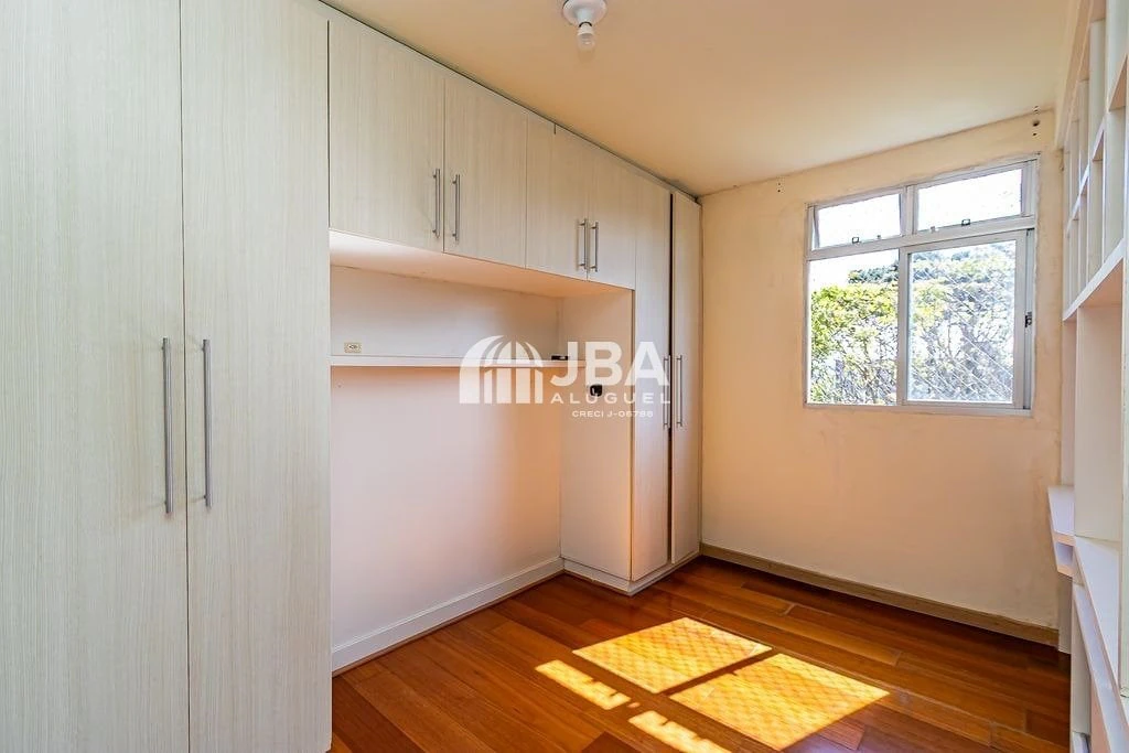 Wood or laminate floors in a 3-bedroom apartment, 78 m² — photo 17