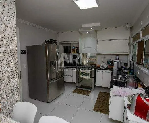 Casa de 300 m² com banheira e churrasqueira privativa — photo 20
