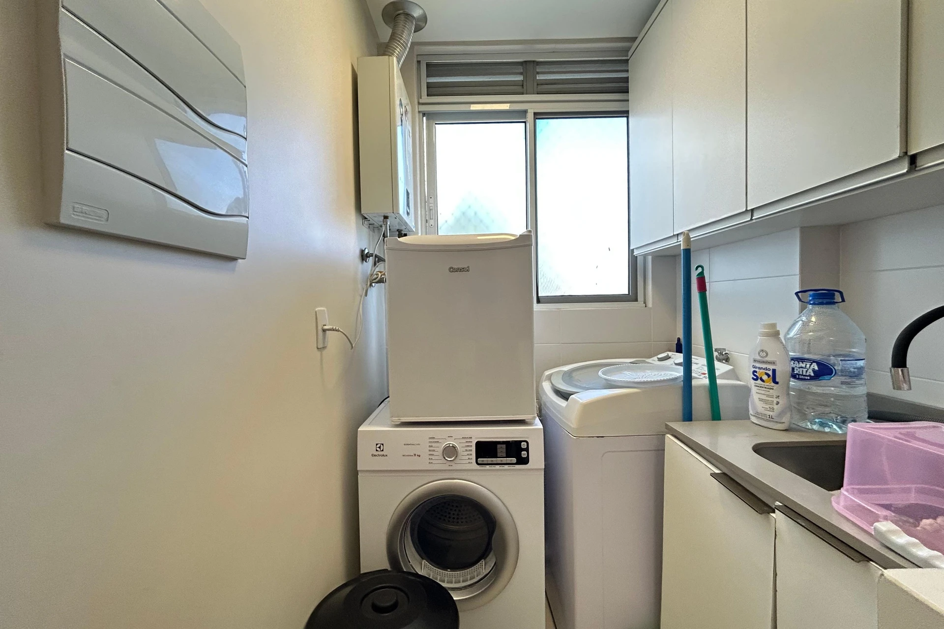 3-bedroom apartment with a grill on the balcony — photo 27
