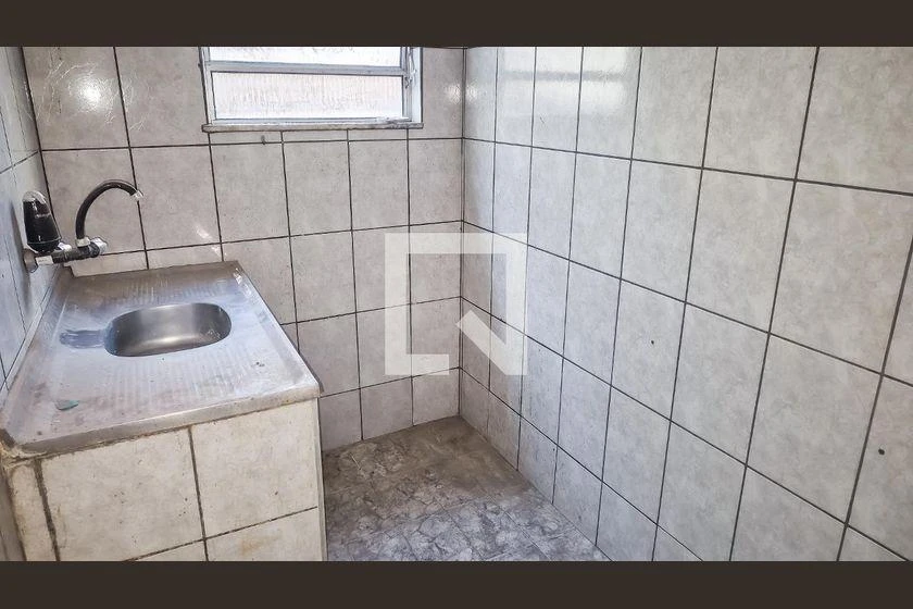 Rental house with 2 bedrooms and 2 bathrooms — photo 34