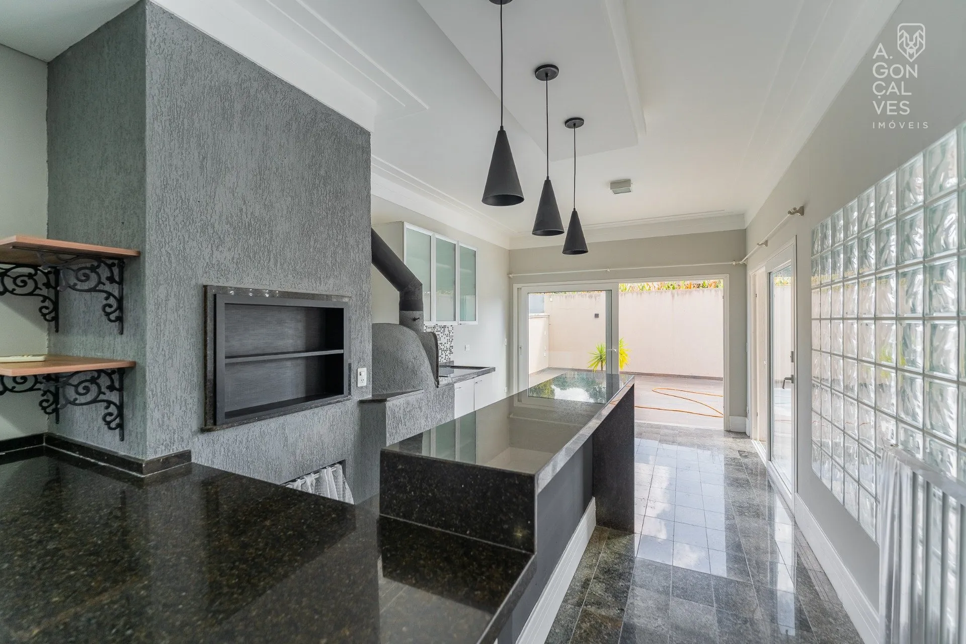 House with 4 bedrooms, open-plan kitchen and 4 parking — photo 16