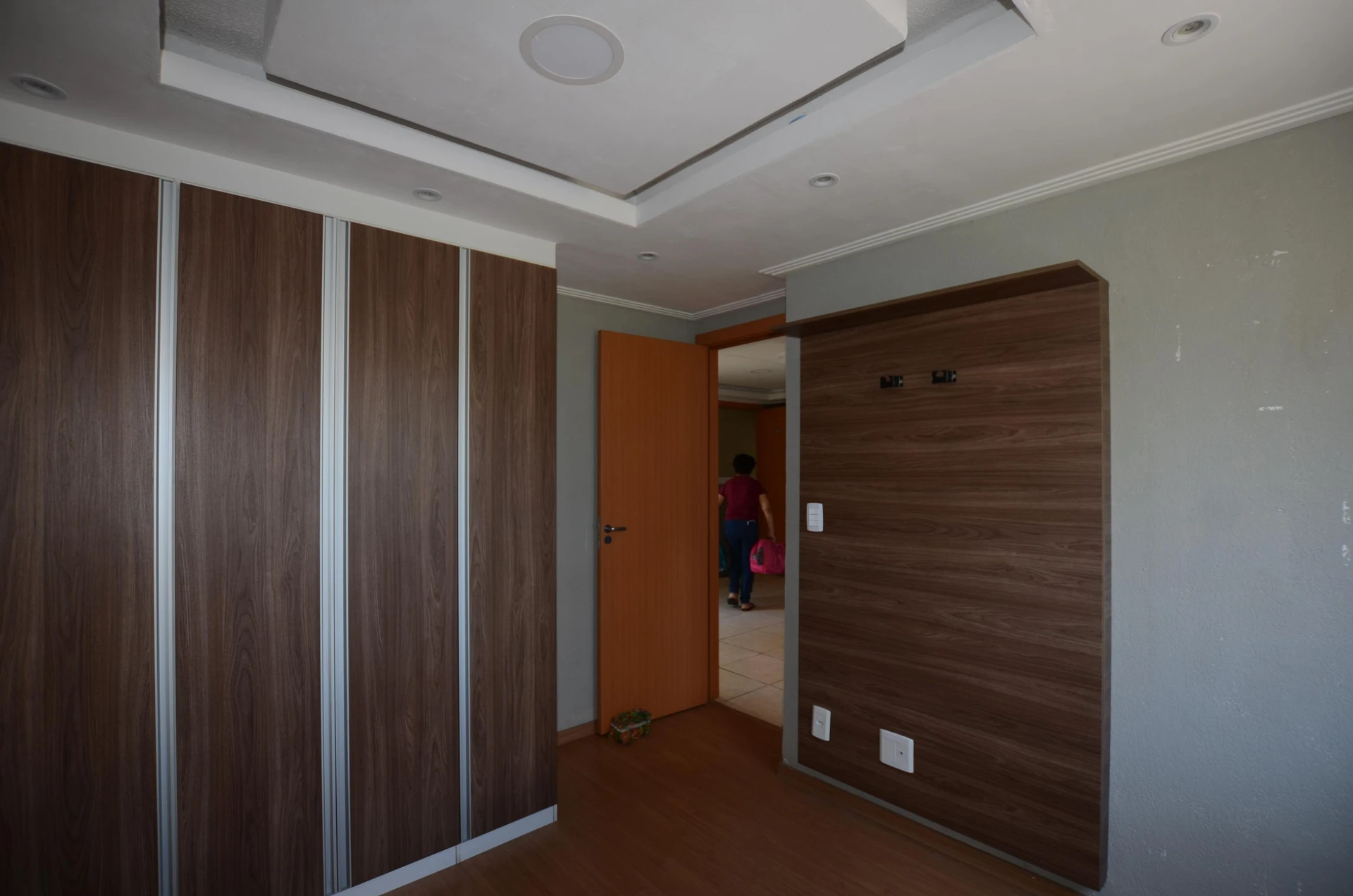 Apartamento de 2 quartos em condomínio com piscina — photo 22
