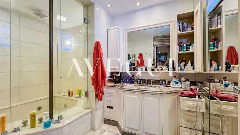 Apartamento mobiliado com cozinha aberta e fogão a gás — photo 14