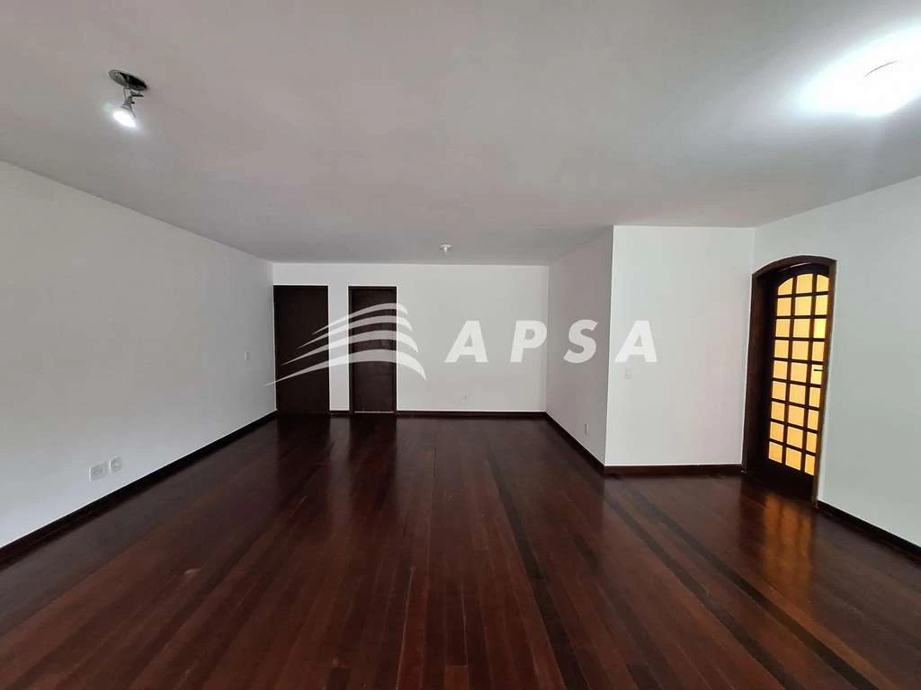 104 m² apartment with 2 bedrooms and 1 en-suite — photo 6