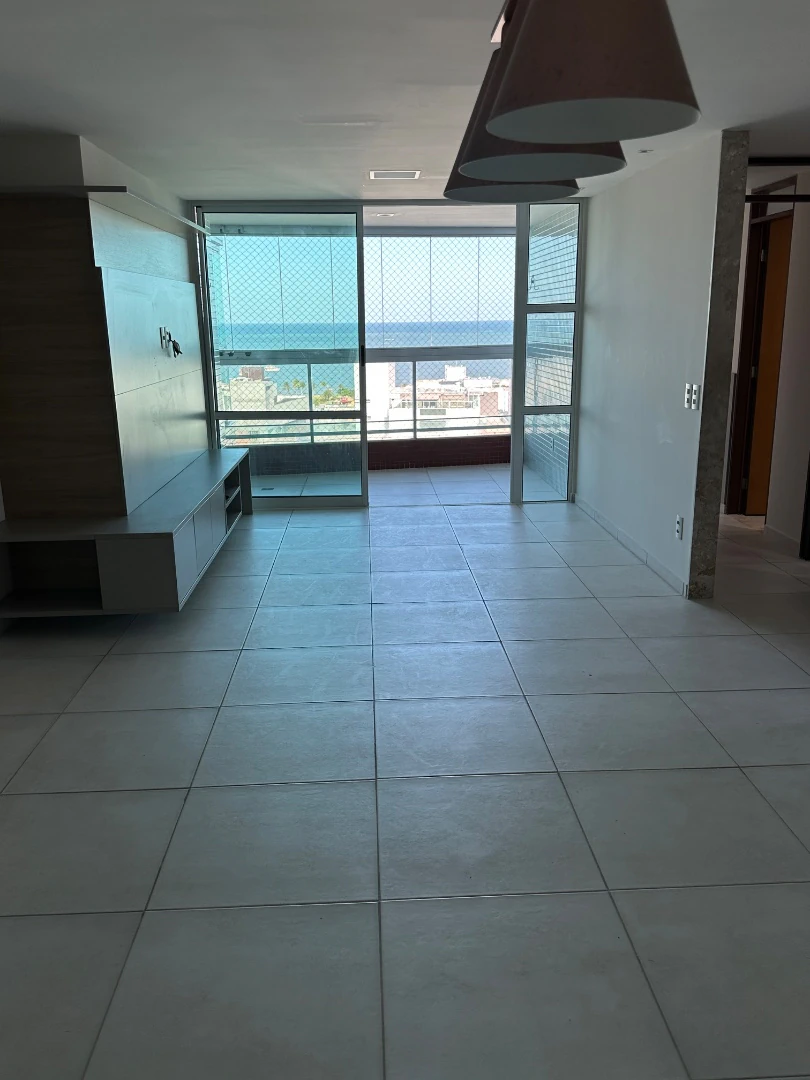 Apartment, 94 m², with a glass-enclosed balcony — photo 25