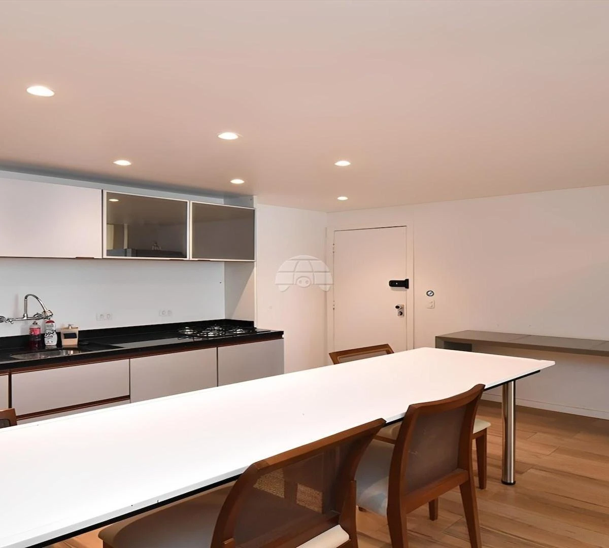 Furnished apartment, 54 m², with a home office — photo 2