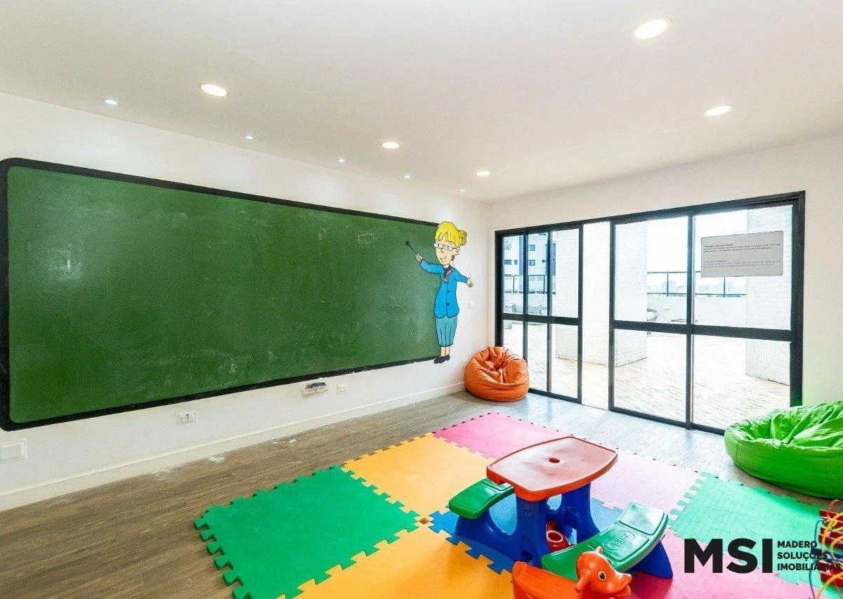 Apartamento mobiliado de 1 quarto com vista para a cidade — photo 15