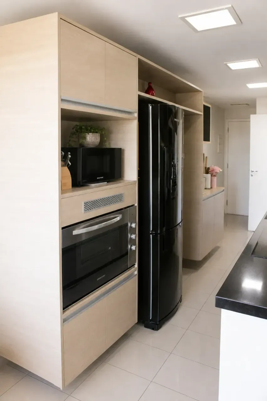 Furnished apartment with 4 bedrooms and 5 bathrooms — photo 9