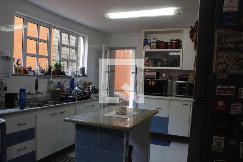 4-bedroom house with a mountain view in Rio de Janeiro — photo 5