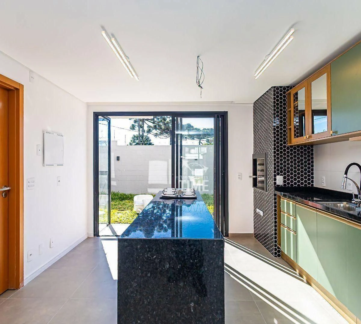 130 m² townhouse with 3 bedrooms, 1 en-suite, 2 parking — photo 22