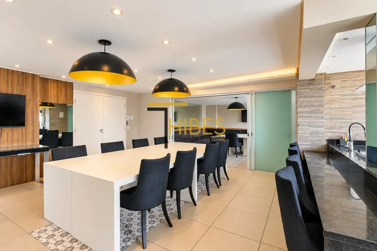Furnished 1-bedroom apartment with parking and balcony — photo 25