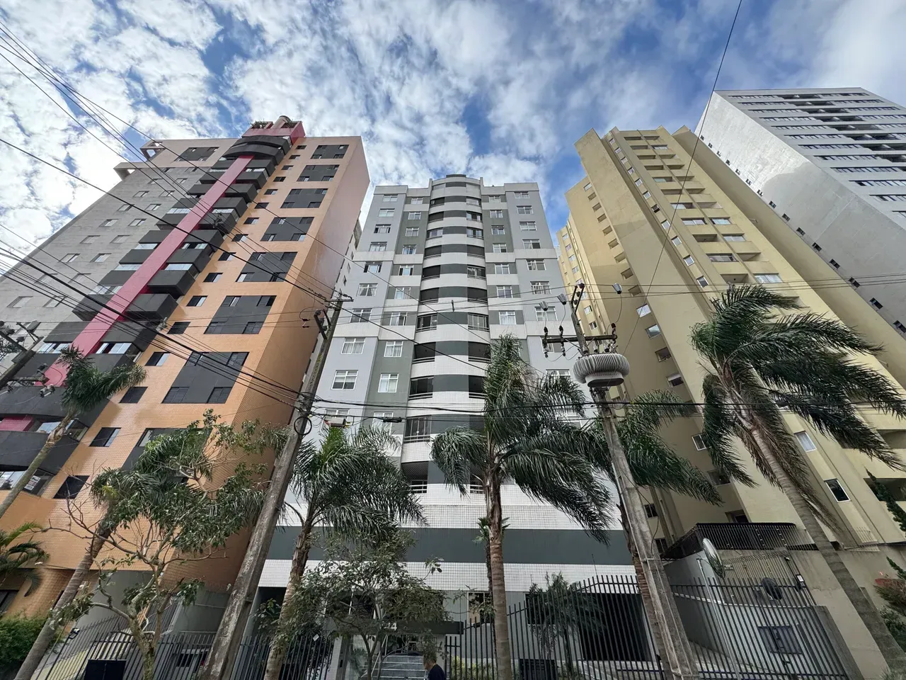 Furnished apartment with 3 bedrooms and a balcony grill — photo 20