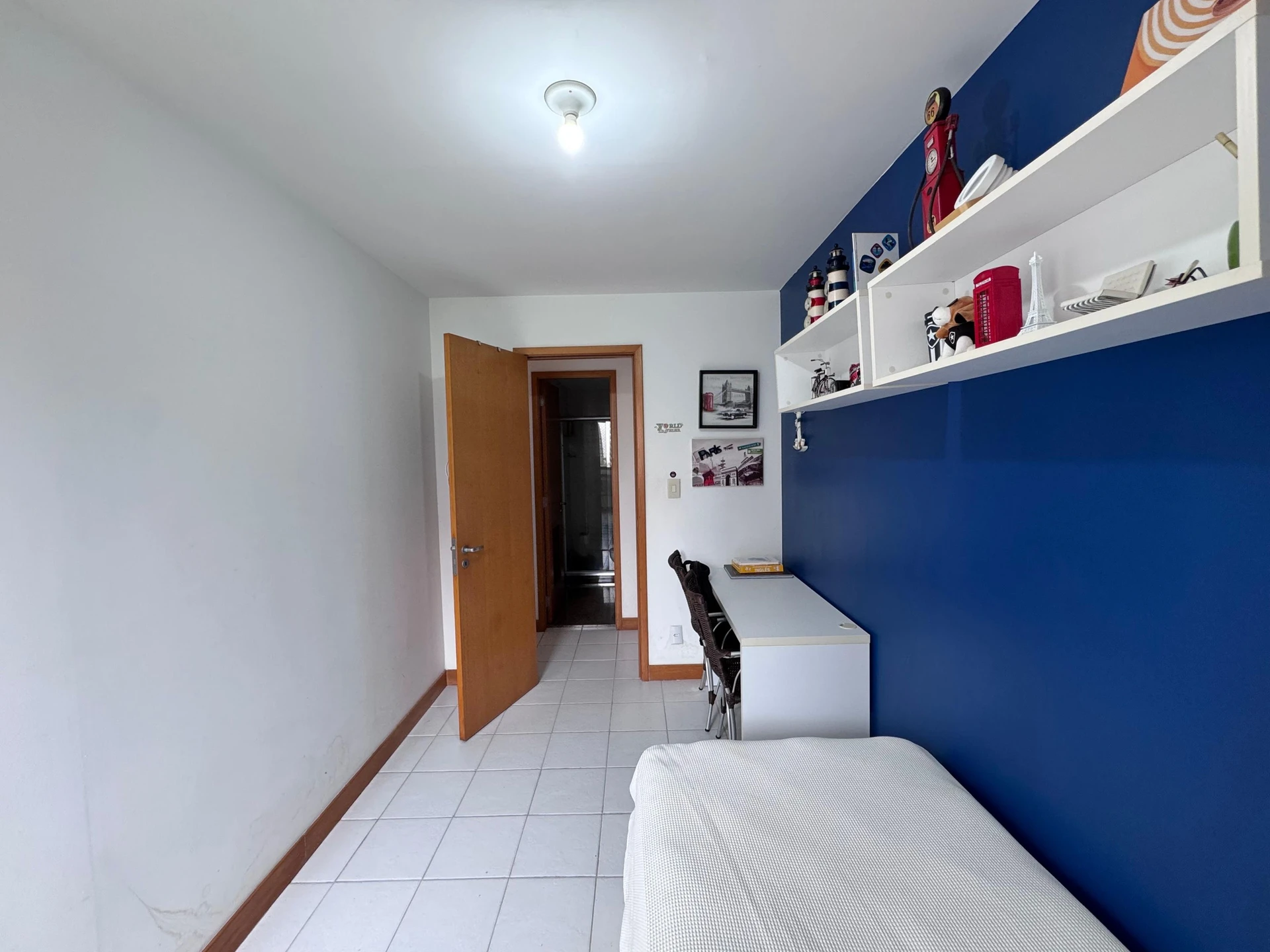 Furnished 2-bedroom apartment with 1 suite — photo 18