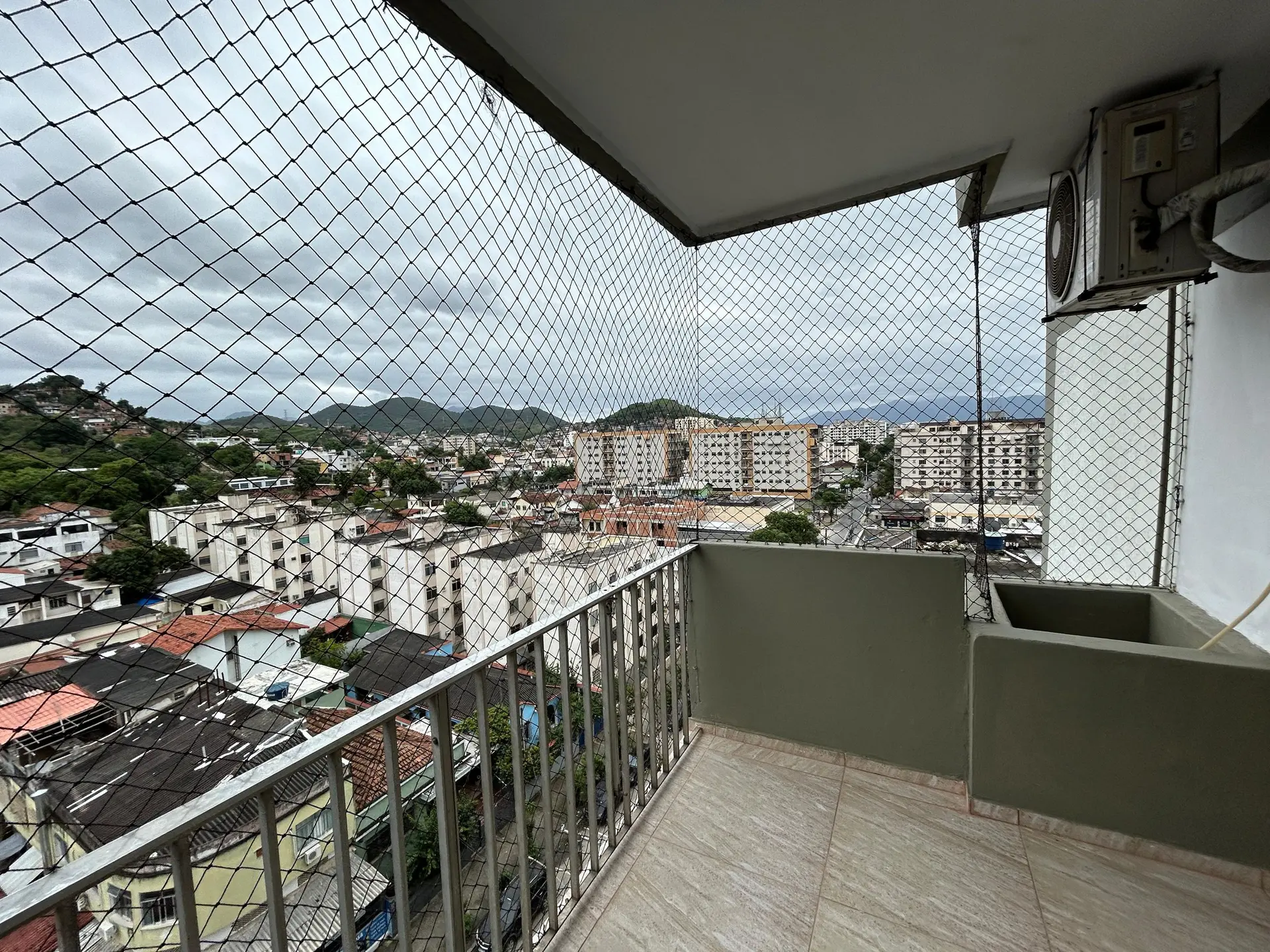 72 m² apartment with a home office and a mountain view — photo 16