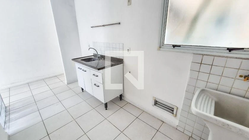 2-bedroom apartment in a building with a pool — photo 6