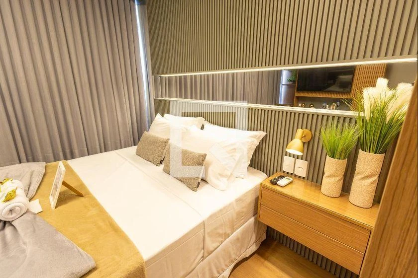 Furnished studio, 24 m², with floor-to-ceiling windows — photo 9