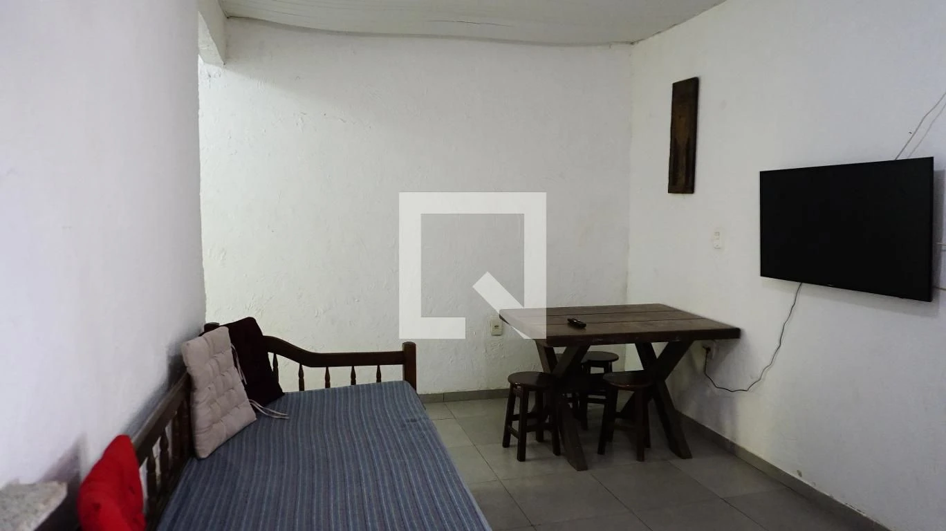 Apartamento amueblado de 2 dormitorios con balcón — photo 20