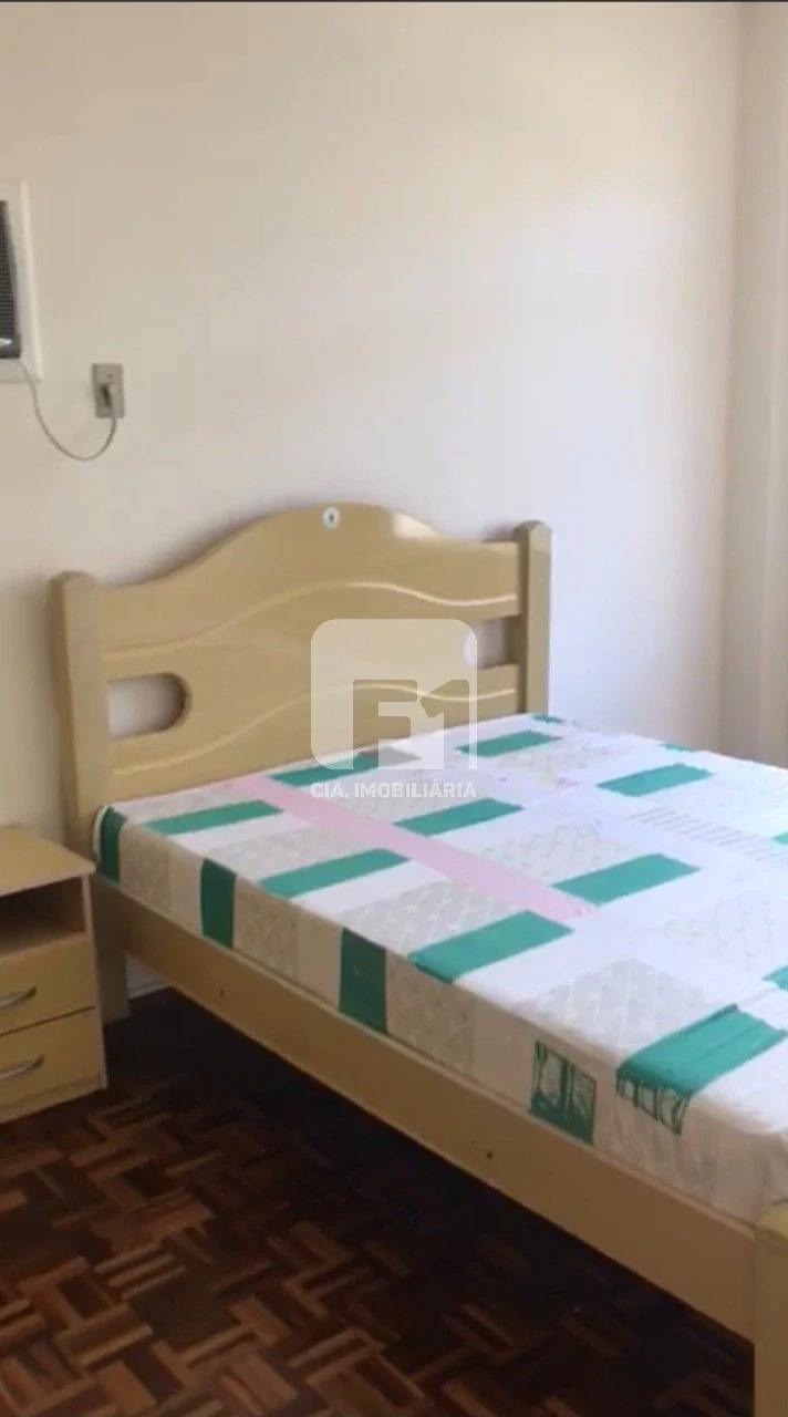 Apartment, 52 m², with wood or laminate floors — photo 13