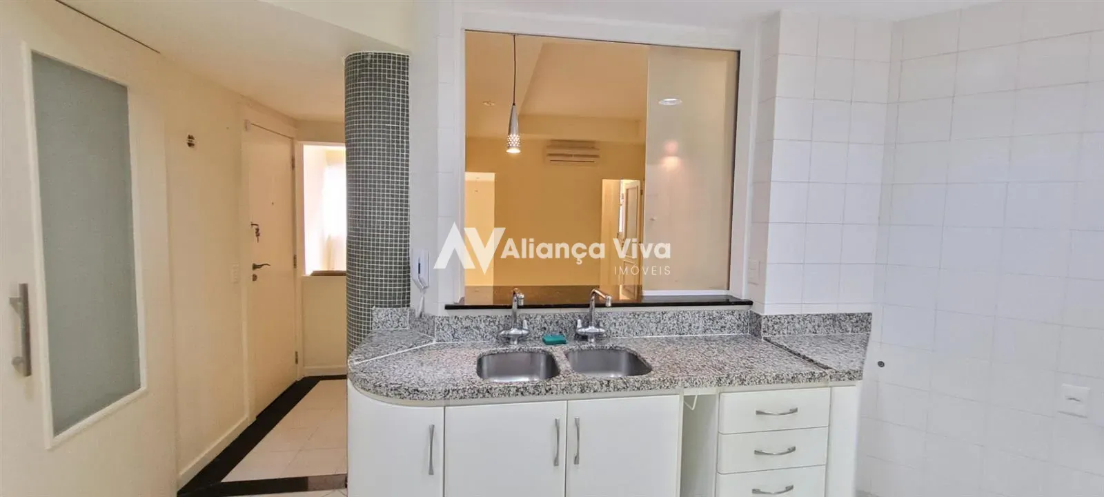 96 m² unfurnished apartment with 2 bedrooms and suite — photo 26