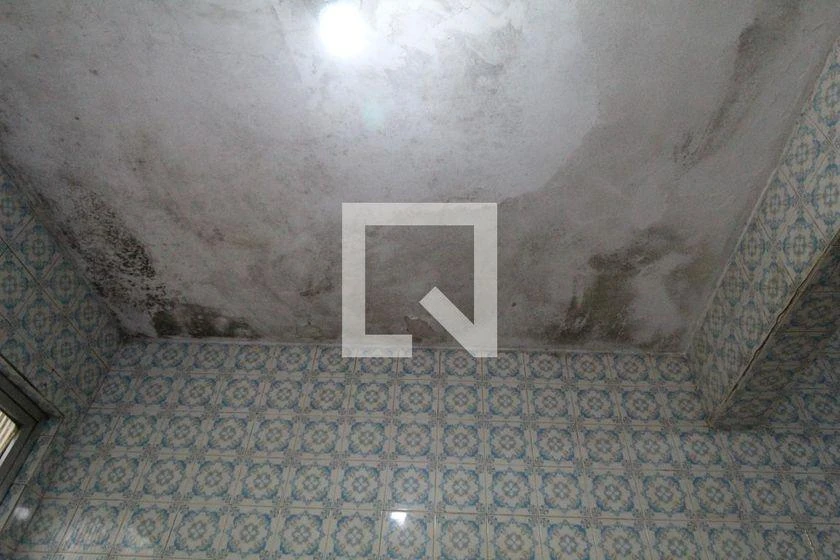 Unfurnished house with 3 bedrooms and private garden — photo 34