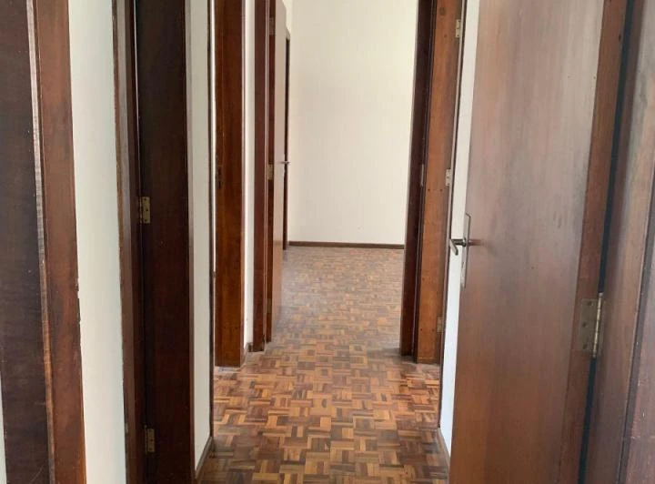 Apartamento de 3 dormitorios con suite y 1 plaza — photo 5