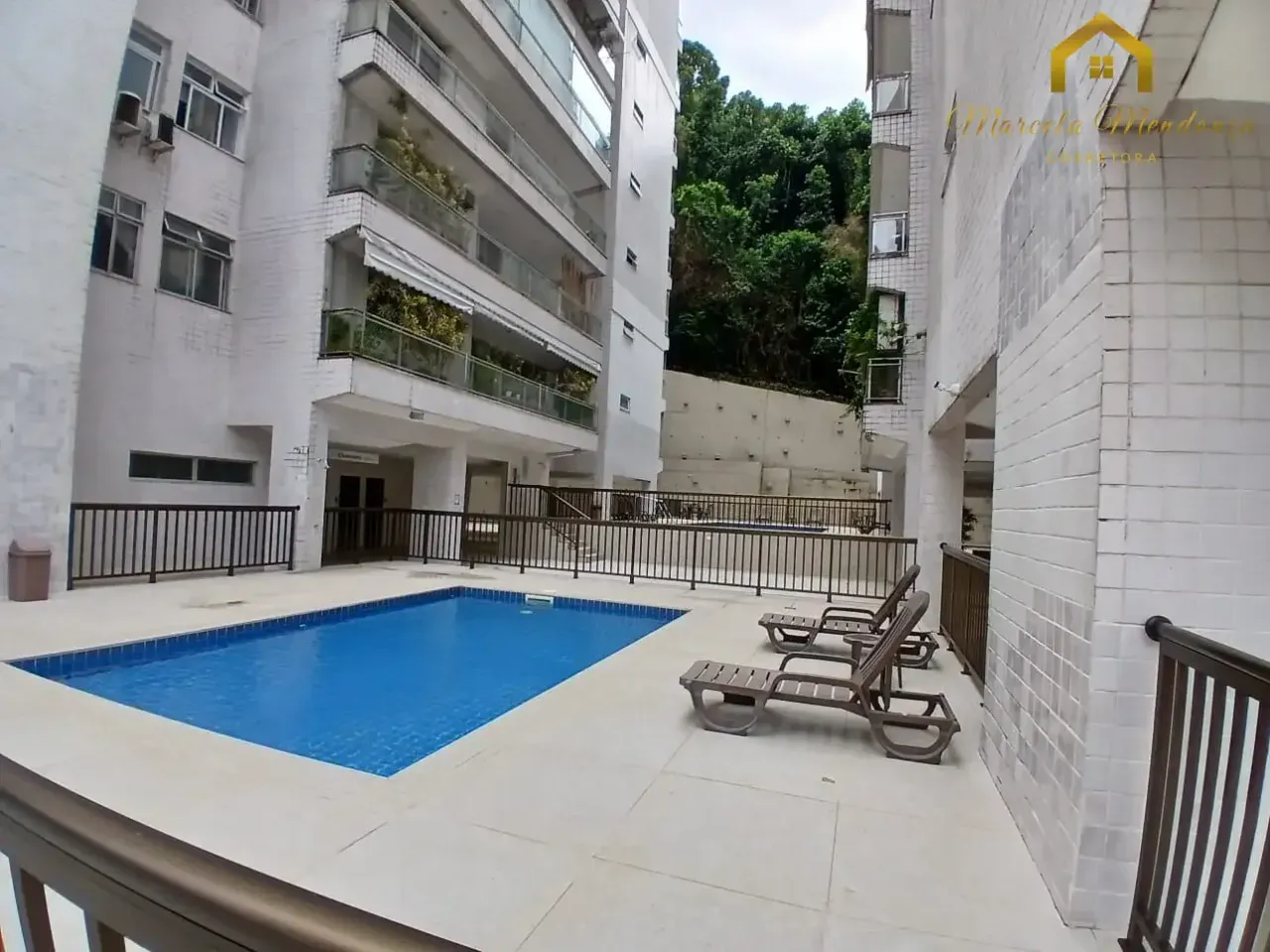 Apartment, 109 m², with a glass-enclosed balcony — photo 12