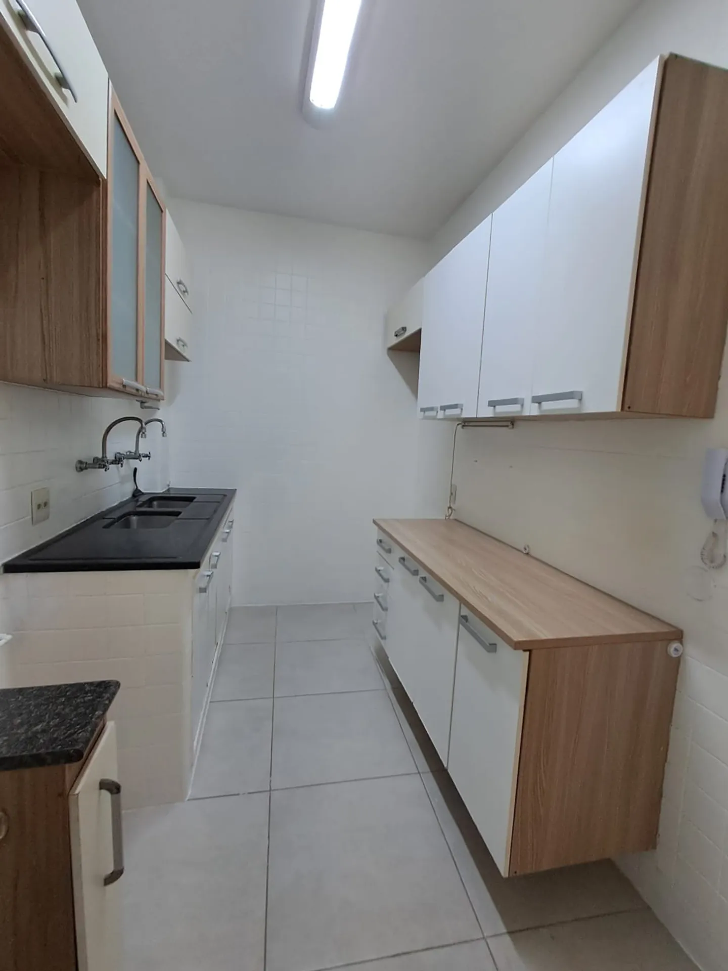 3-bedroom apartment with built-in wardrobes — photo 22