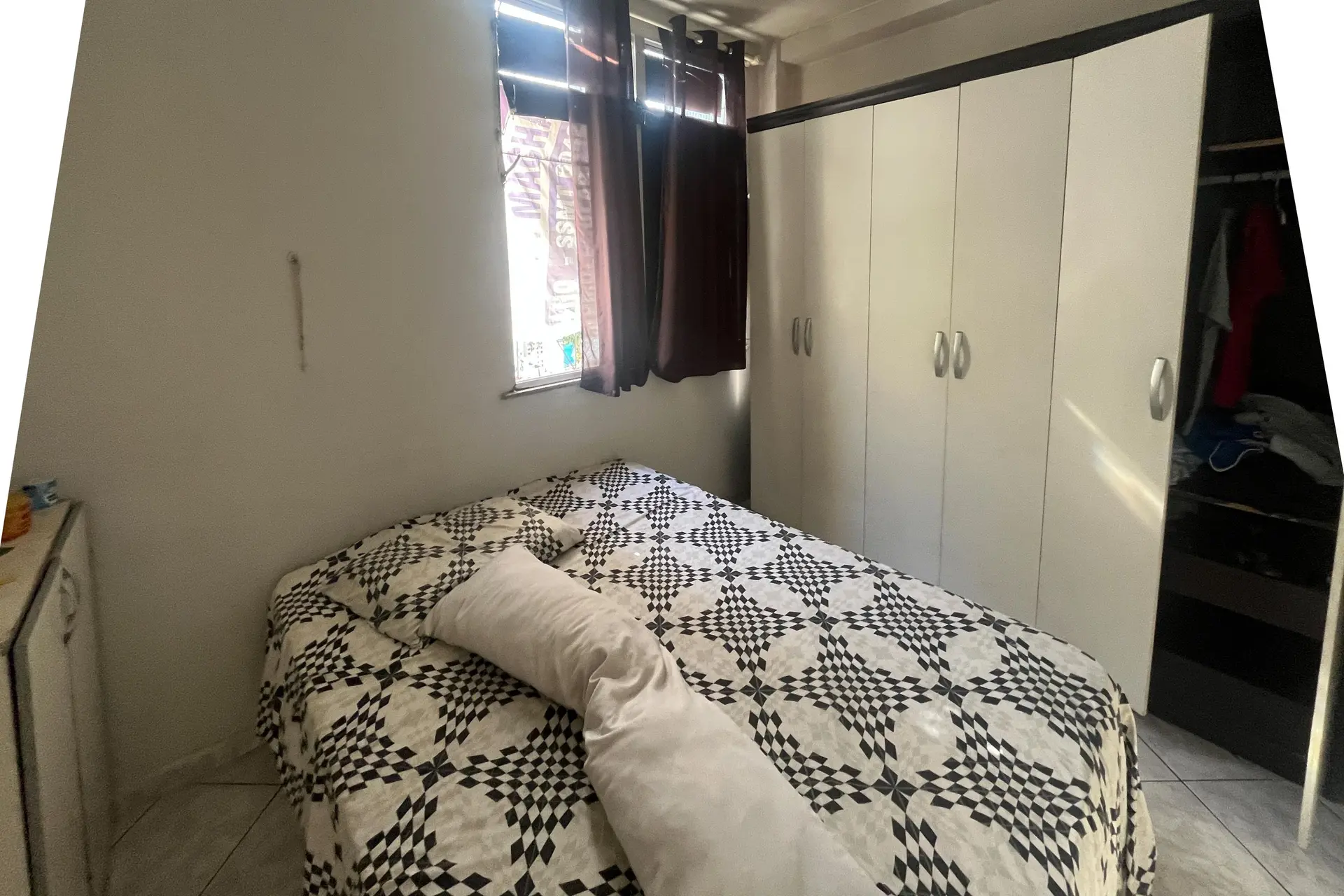 Apartamento amueblado de 2 dormitorios con 1 baño y 1 plaza — photo 3