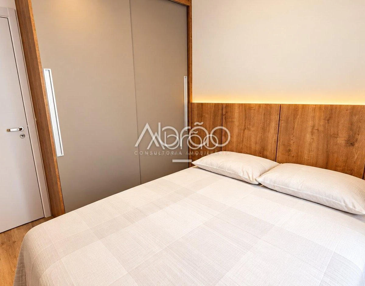 Квартира 24 м² із заскленим балконом та робочим місцем — photo 3