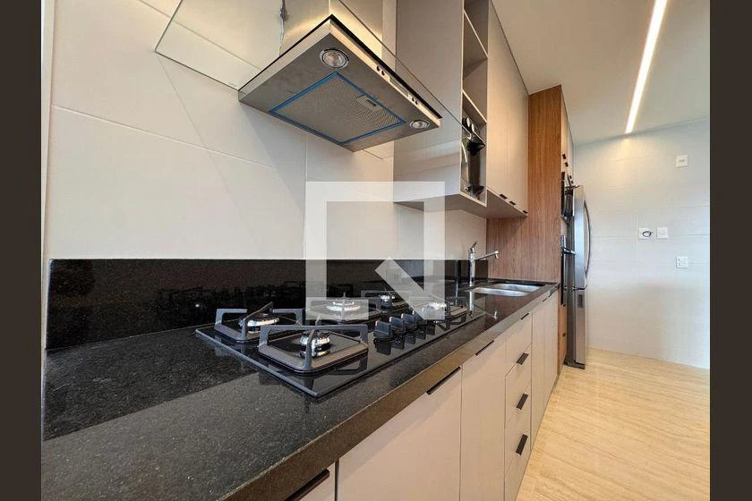 Rental apartment with 3 en-suite bedrooms and 130 m² — photo 24