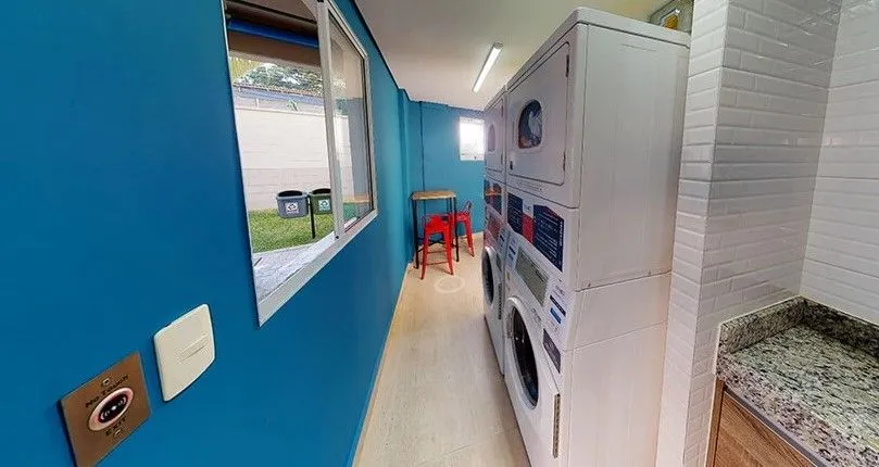 2-bedroom apartment in a building with a coworking space — photo 33