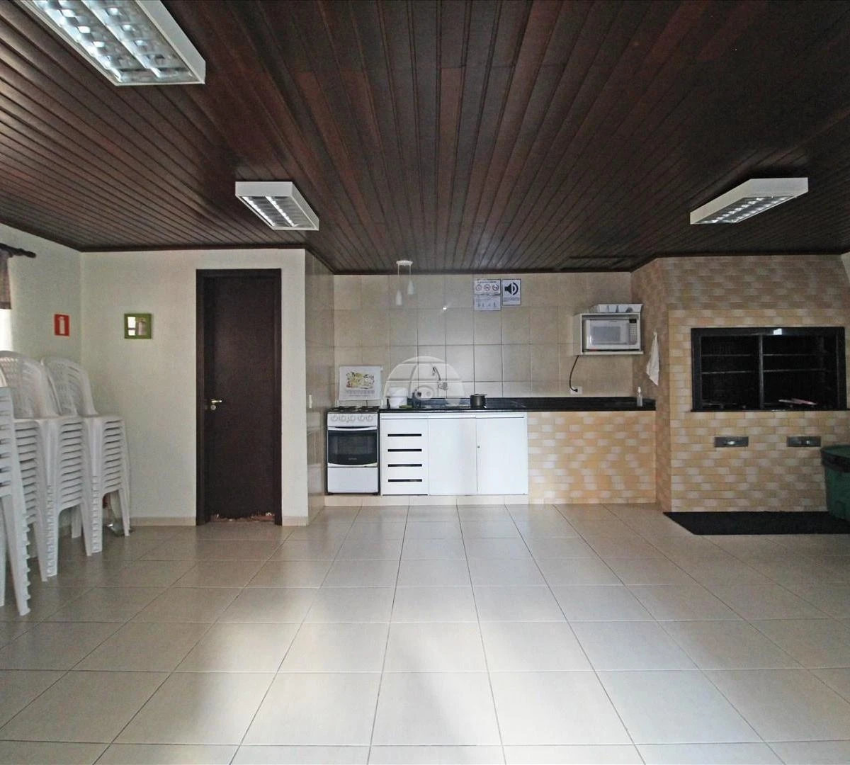 Apartamento, 21 m², com piso de madeira ou laminado — photo 19