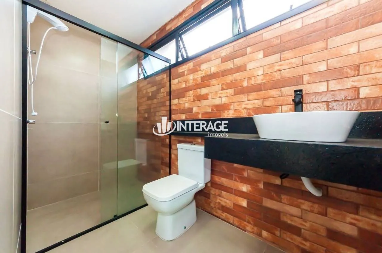 3-bedroom house with a washing machine in Curitiba — photo 41