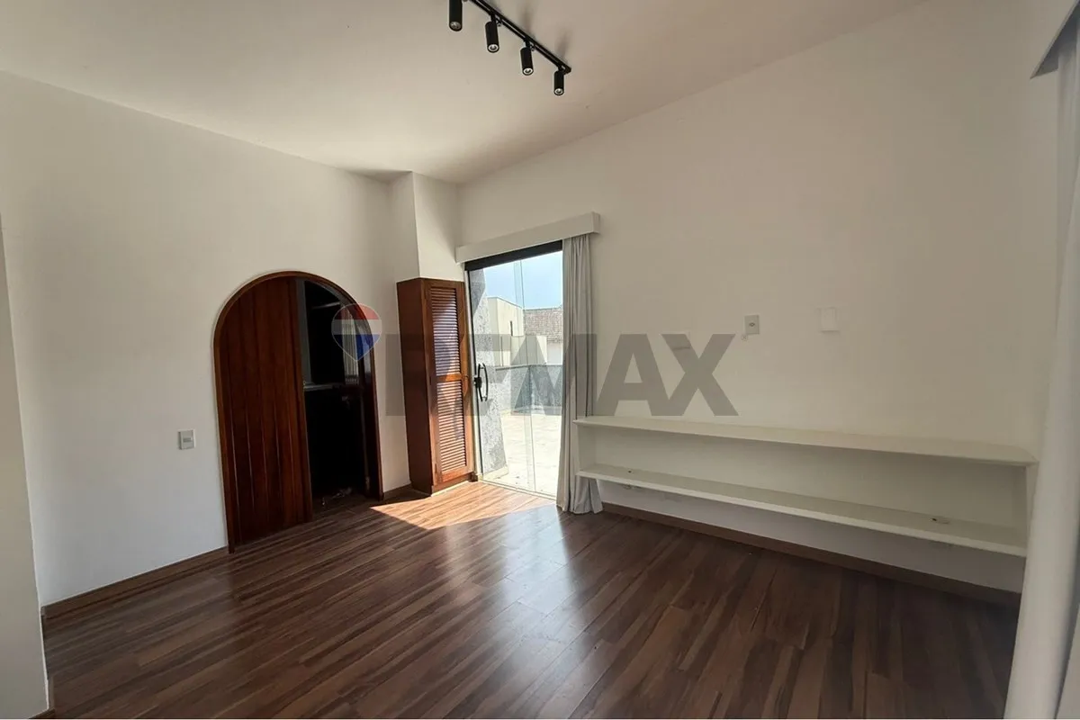 Casa de 580 m² con 5 dormitorios y 6 plazas — photo 35