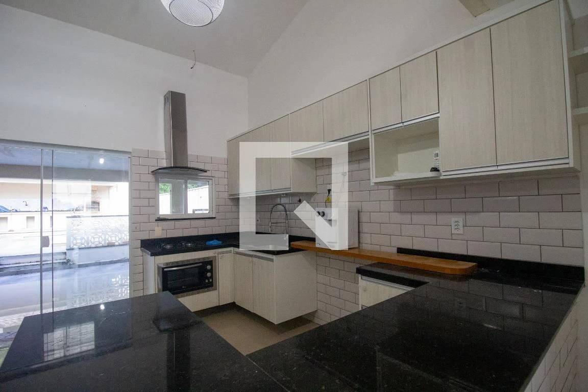 Дом 220 м² с грилем на балконе и собственным бассейном — photo 20