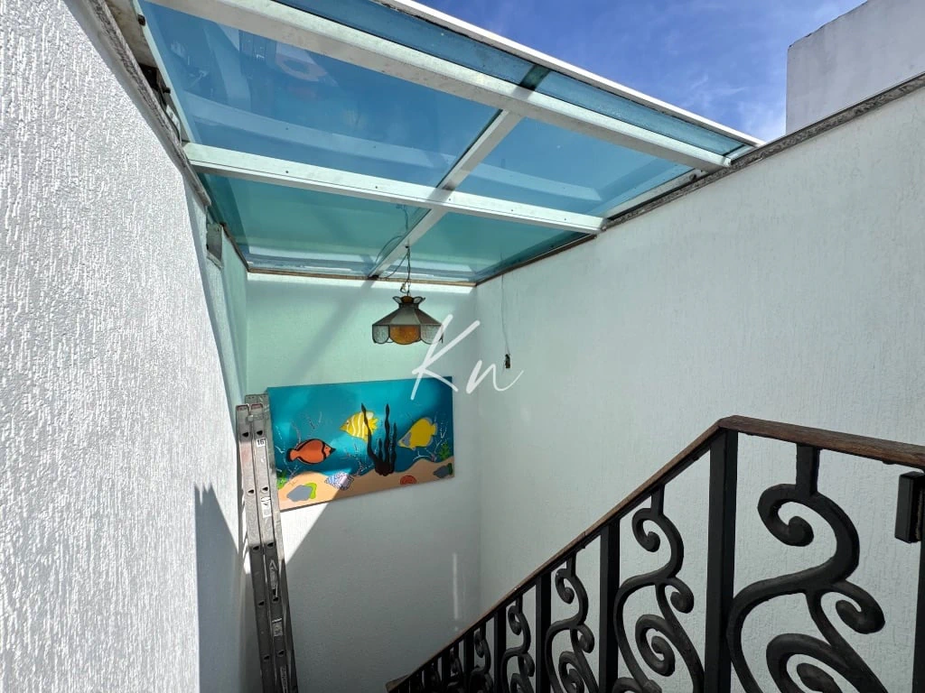 Furnished apartment, 254 m², with a grill on the balcony — photo 2