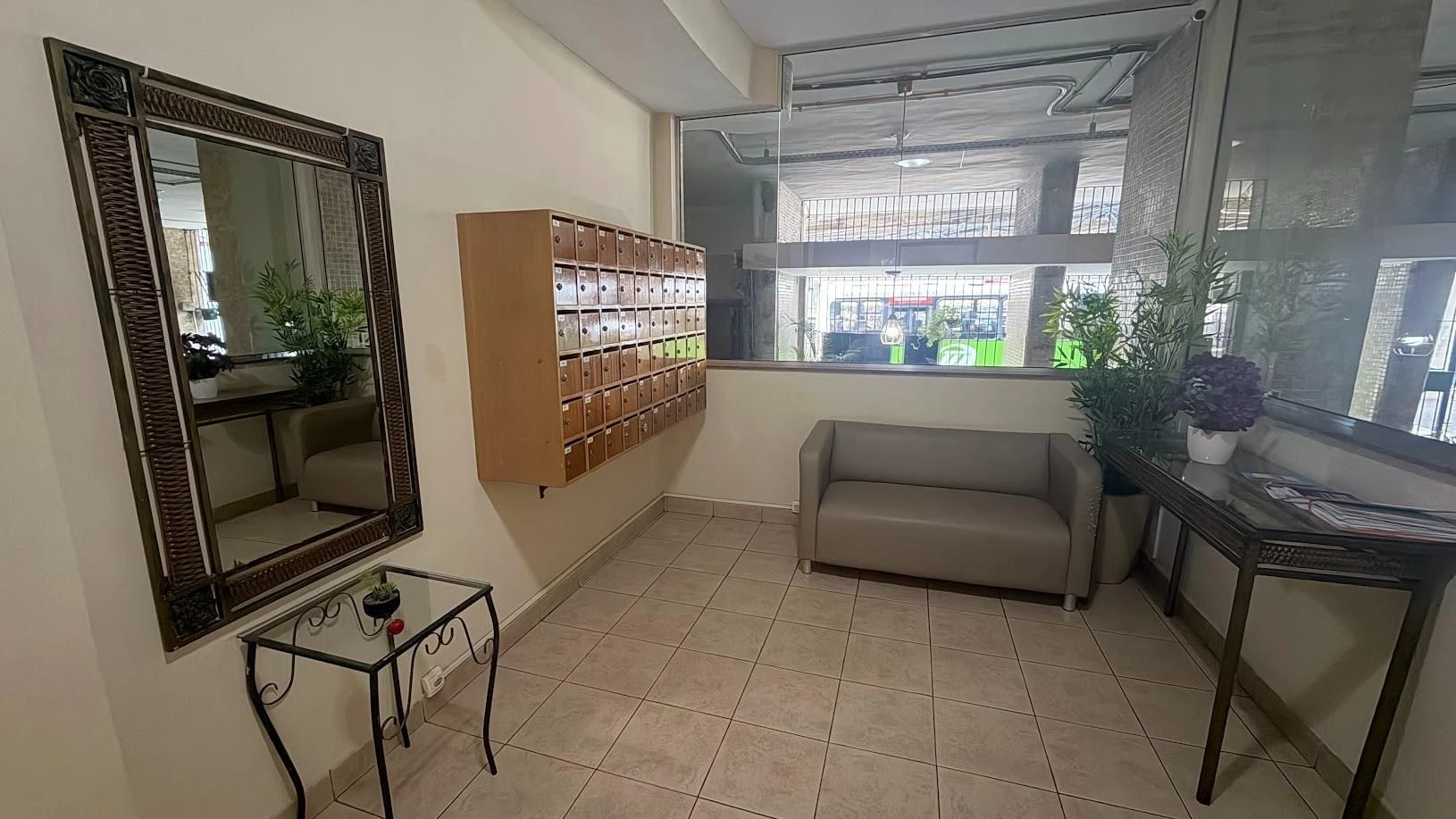Меблированная студия 35 м² — photo 11