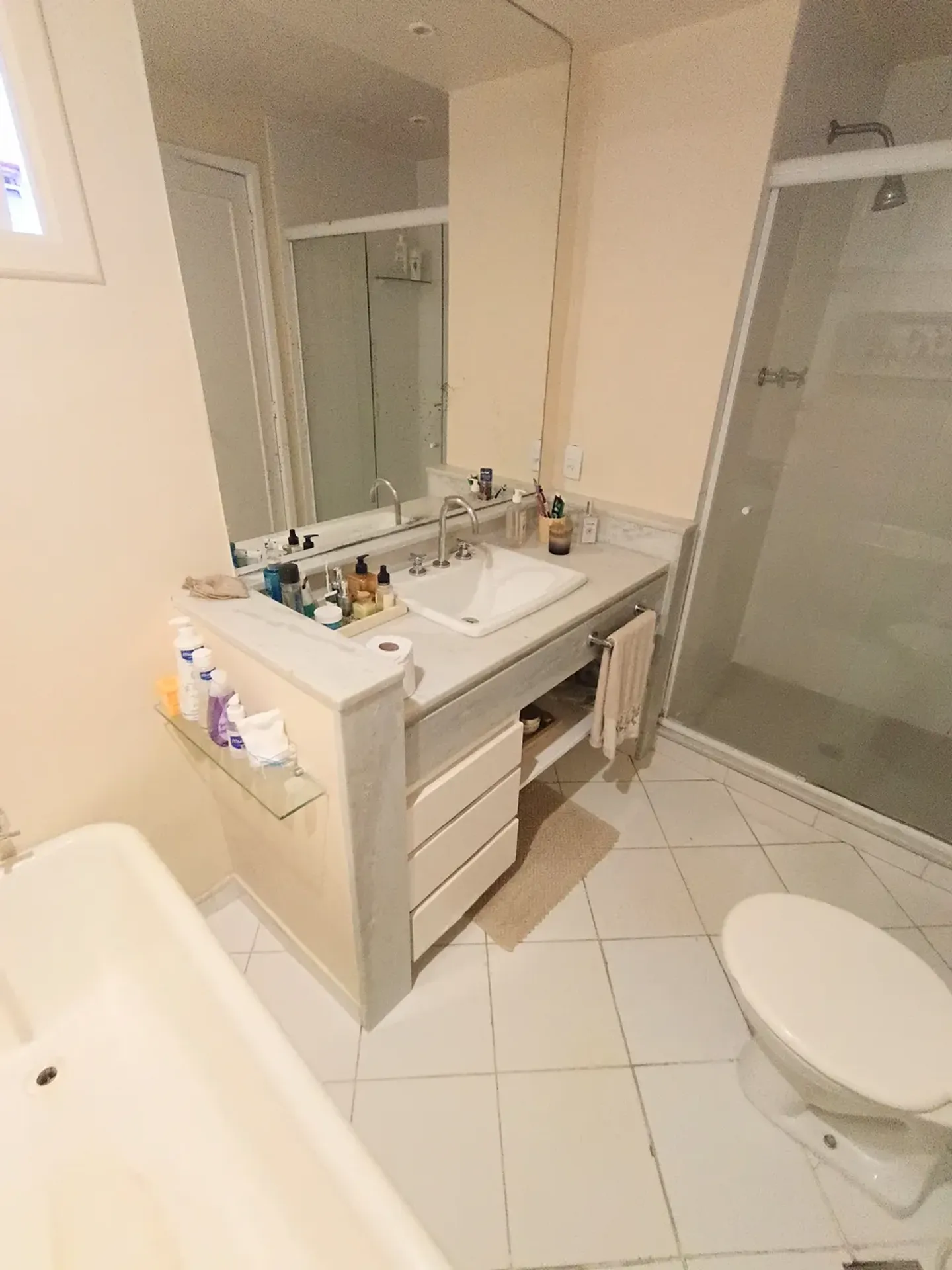 Furnished apartment, 67 m², with a bathtub — photo 8
