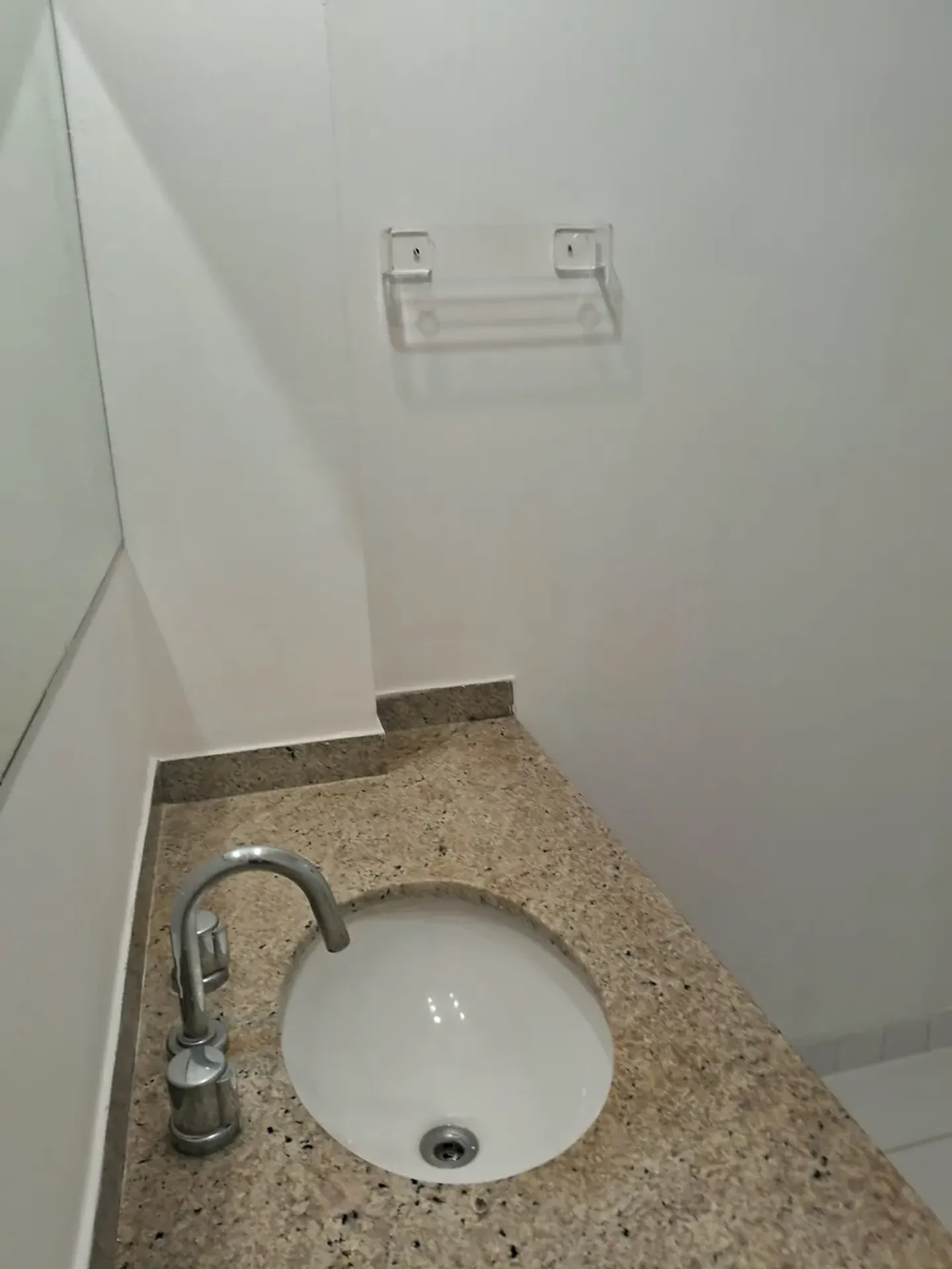 Apartment on the 5th floor with wood or laminate floors — photo 12