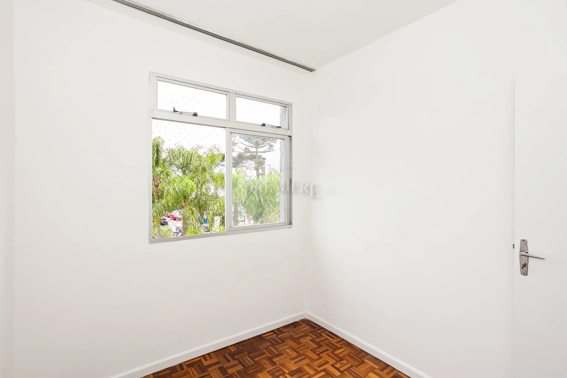 3-bedroom apartment with a washing machine in Curitiba — photo 11