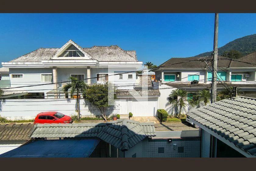 Casa de 300 m² com 3 suítes e 6 banheiros — photo 11