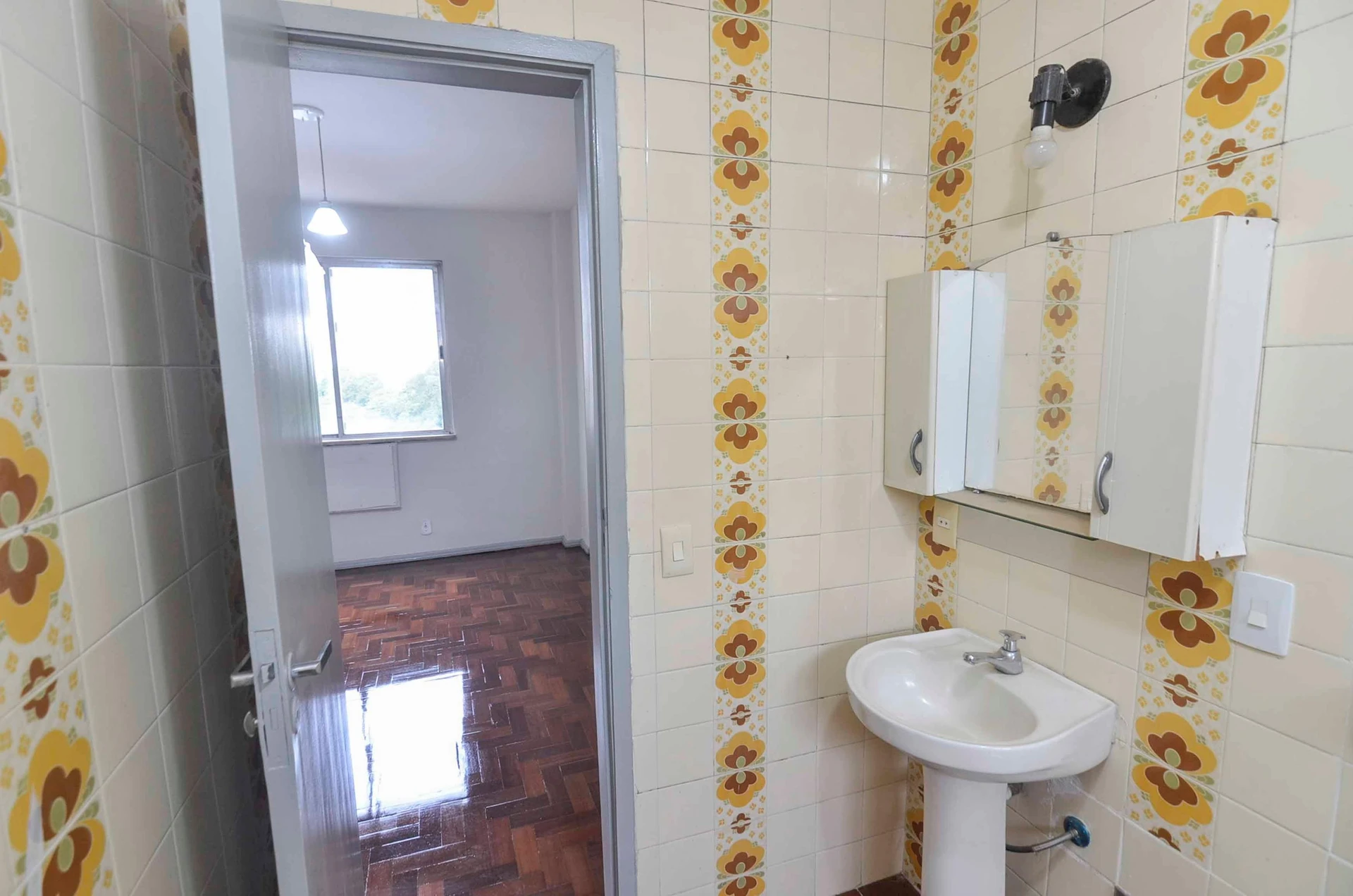 Вид на гори та 2 спальні: квартира 67 м² — photo 34