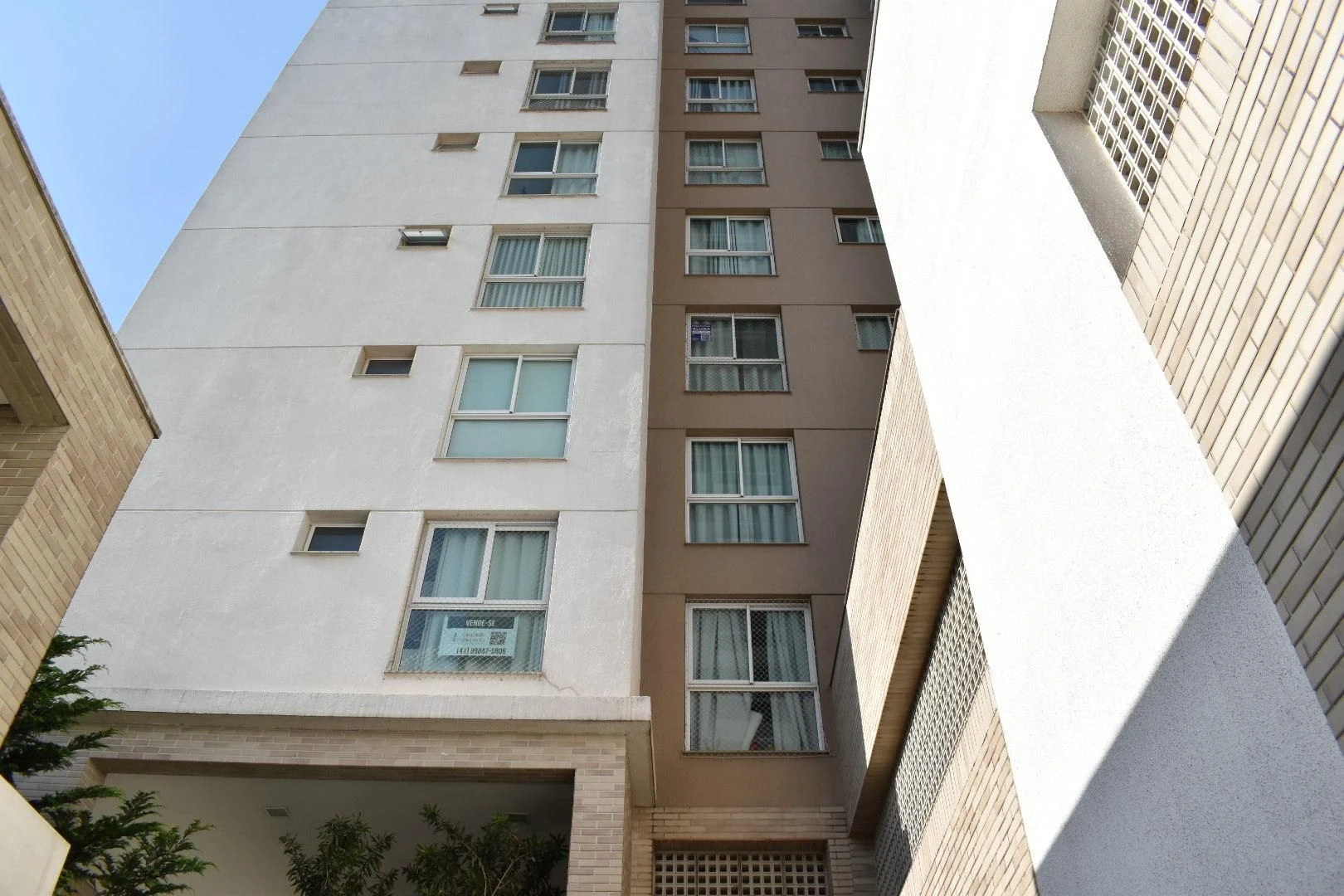 2-bedroom apartment with a home office in Curitiba — photo 48