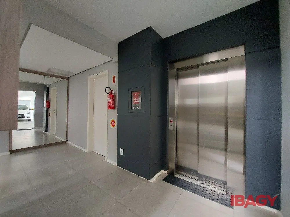 1-bedroom apartment with terrace, 42 m² — photo 16